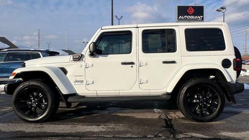 2024 Jeep Wrangler 4xe Sahara