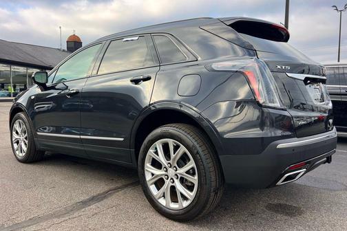 2020 Cadillac XT5 Sport