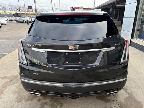 2020 Cadillac XT5 Sport