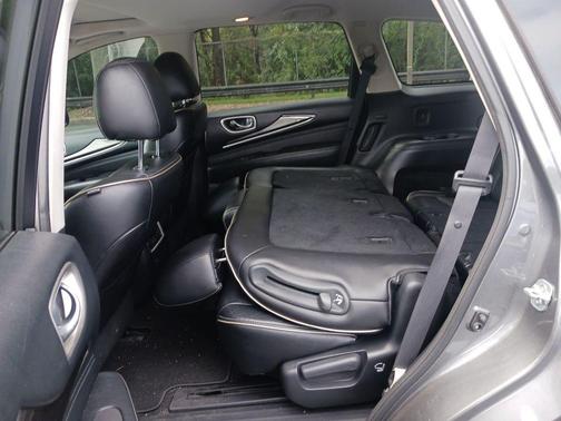 2017 INFINITI QX60 Base