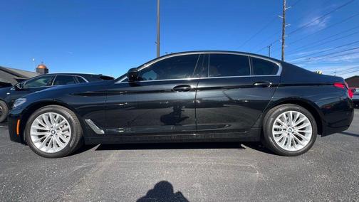 2021 BMW 530 530i