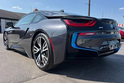 2015 BMW i8 Base