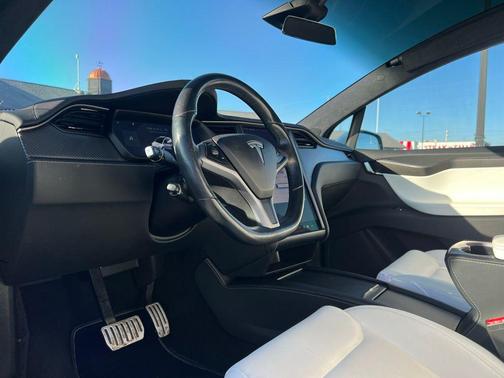 2021 Tesla Model X Performance Dual Motor All-Wheel Drive