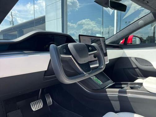 2021 Tesla Model S Plaid
