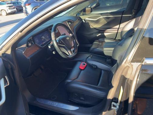 2018 Tesla Model S 75D