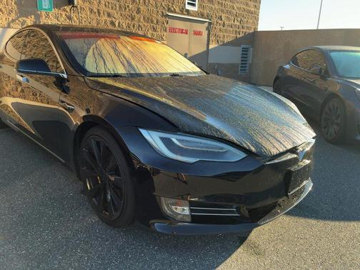2018 Tesla Model S 75D