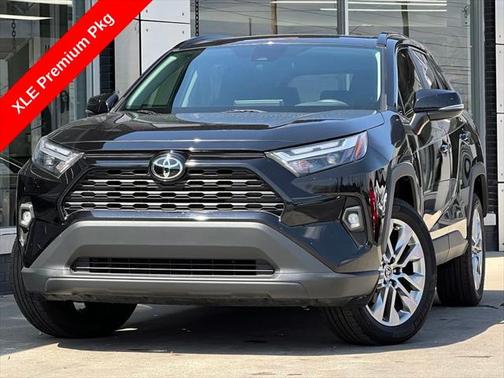 2023 Toyota RAV4 XLE Premium