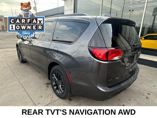 2020 Chrysler Pacifica L