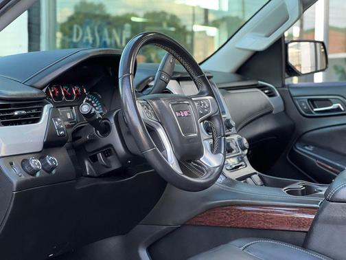 2020 GMC Yukon SLT Standard Edition