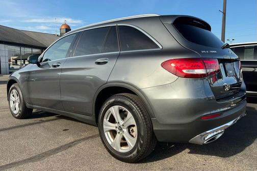 2017 Mercedes-Benz GLC 300 4MATIC