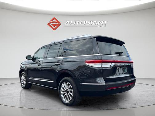 Starlight Gray Premium Colorant 2023 Lincoln Navigator Standard