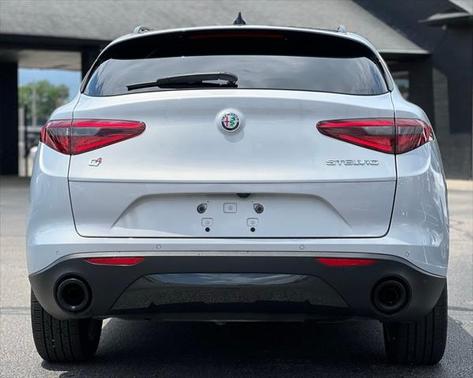 2022 Alfa Romeo Stelvio Sprint