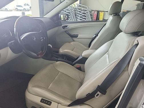 Tan 2005 Saab 9-3 Arc