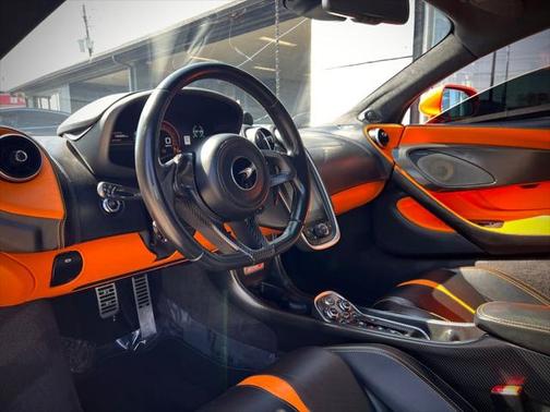 2019 McLaren 570S Base