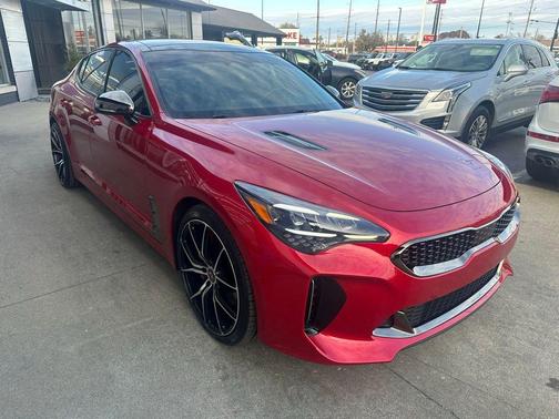 2022 Kia Stinger GT1