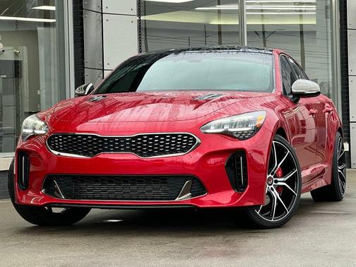 2022 Kia Stinger GT1