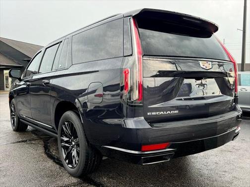2022 Cadillac Escalade ESV Sport Platinum