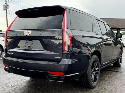 2022 Cadillac Escalade ESV Sport Platinum