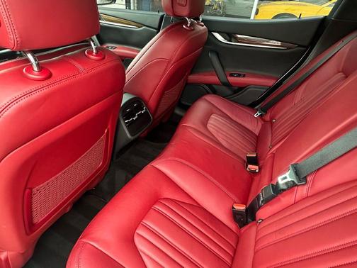 2015 Maserati Ghibli S Q4