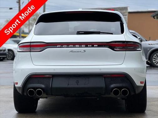 2023 Porsche Macan Base