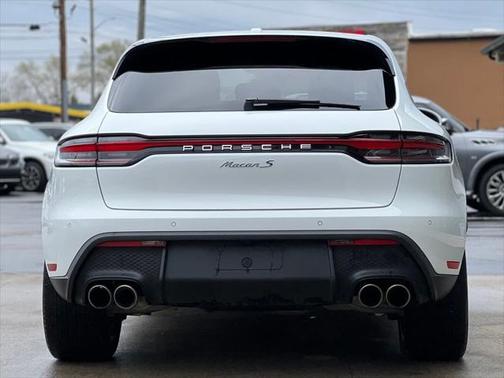 2023 Porsche Macan Base