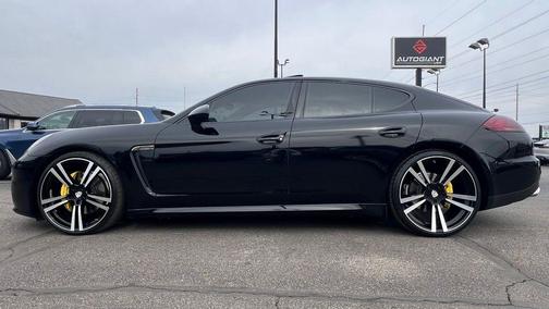 2014 Porsche Panamera 4