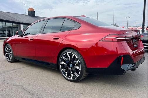 2024 BMW i5 eDrive40
