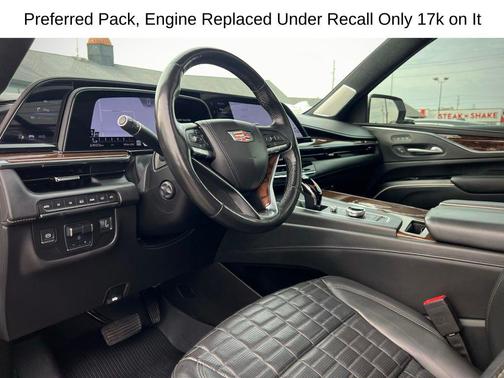 Crystal White Tricoat 2022 Cadillac Escalade ESV Sport Platinum