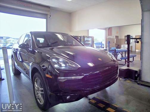 2016 Porsche Cayenne Base