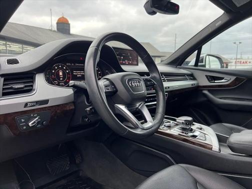 2019 Audi Q7 45 Premium Plus