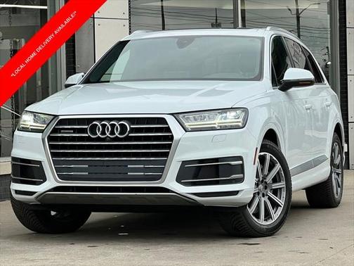 2019 Audi Q7 45 Premium Plus