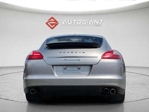 2010 Porsche Panamera 4S