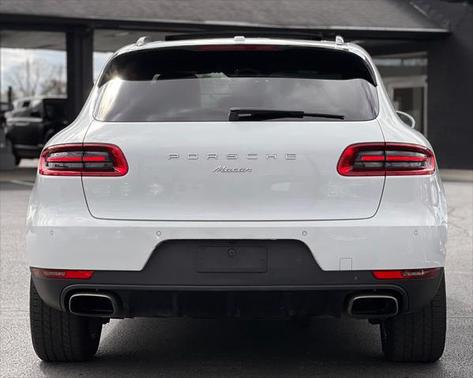 2018 Porsche Macan Base