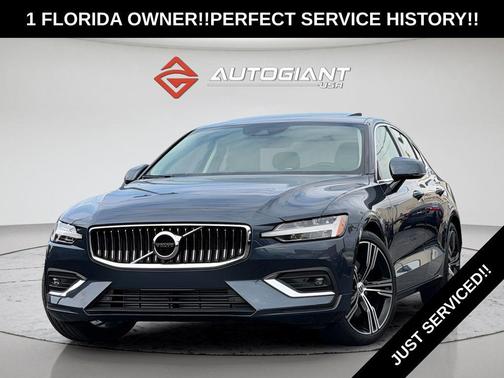 Denim Blue Metallic 2021 Volvo S60 T5