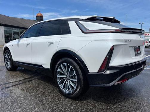 2024 Cadillac LYRIQ Sport w/1SJ