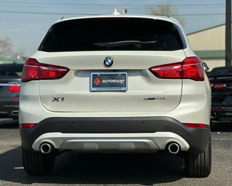 White Metallic 2022 BMW X1 sDrive28i