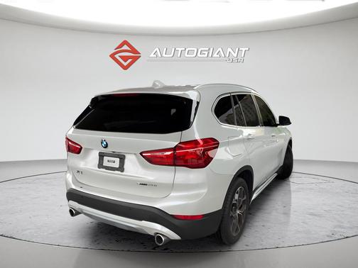 White Metallic 2022 BMW X1 sDrive28i