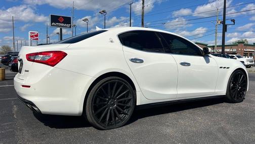 Bianco 2018 Maserati Ghibli Base
