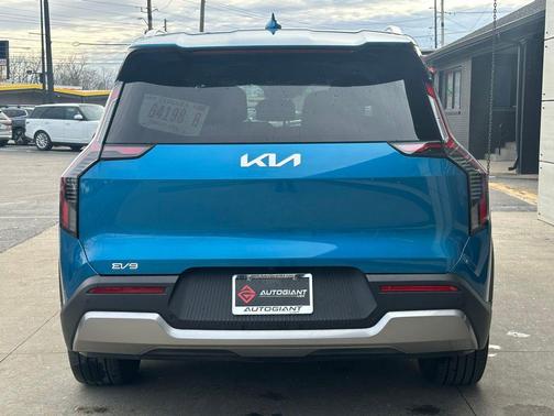 2025 Kia EV9 Wind