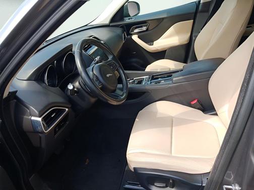 2018 Jaguar F-PACE 30t Premium