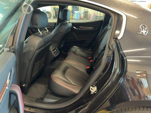 2017 Maserati Ghibli Base