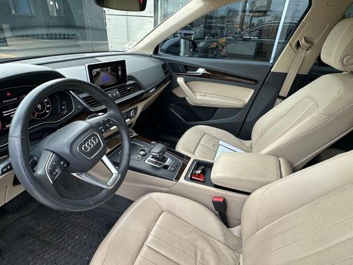 2018 Audi Q5 2.0T Tech Premium