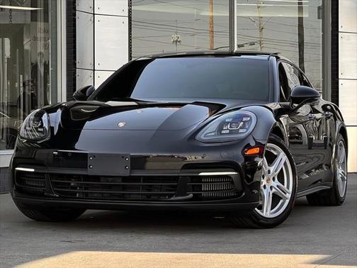 2018 Porsche Panamera 4S