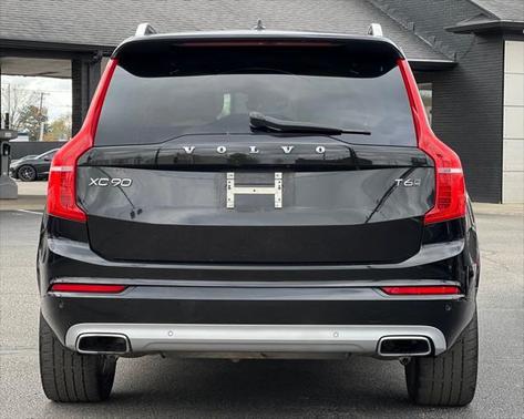 2019 Volvo XC90 T6 Momentum