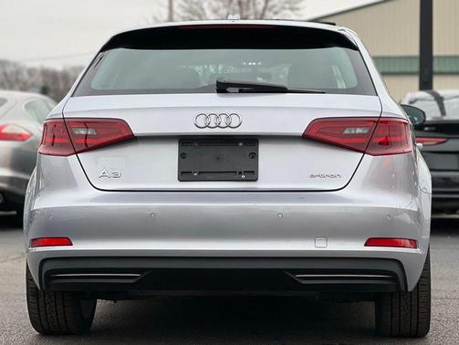 2016 Audi A3 e-tron 1.4T Premium