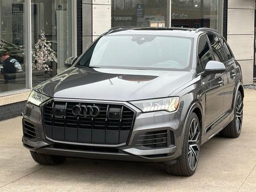 2021 Audi Q7 55 Prestige