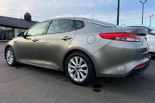 2017 Kia Optima EX