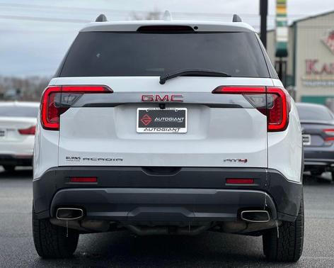 2022 GMC Acadia AT4