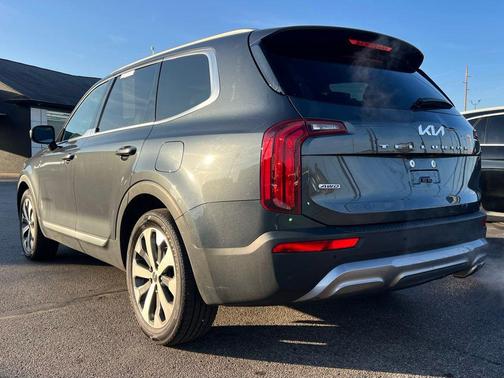 2022 Kia Telluride S