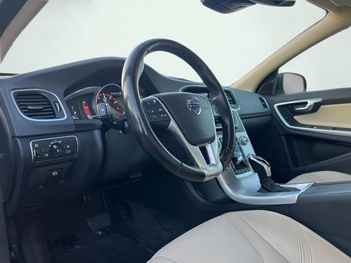 2018 Volvo S60 Inscription T5 Platinum